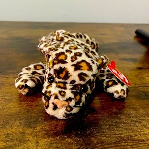 Ty Beanie Baby * Freckles the Leopard * Date of birth: Jun 3, 1996‎ *